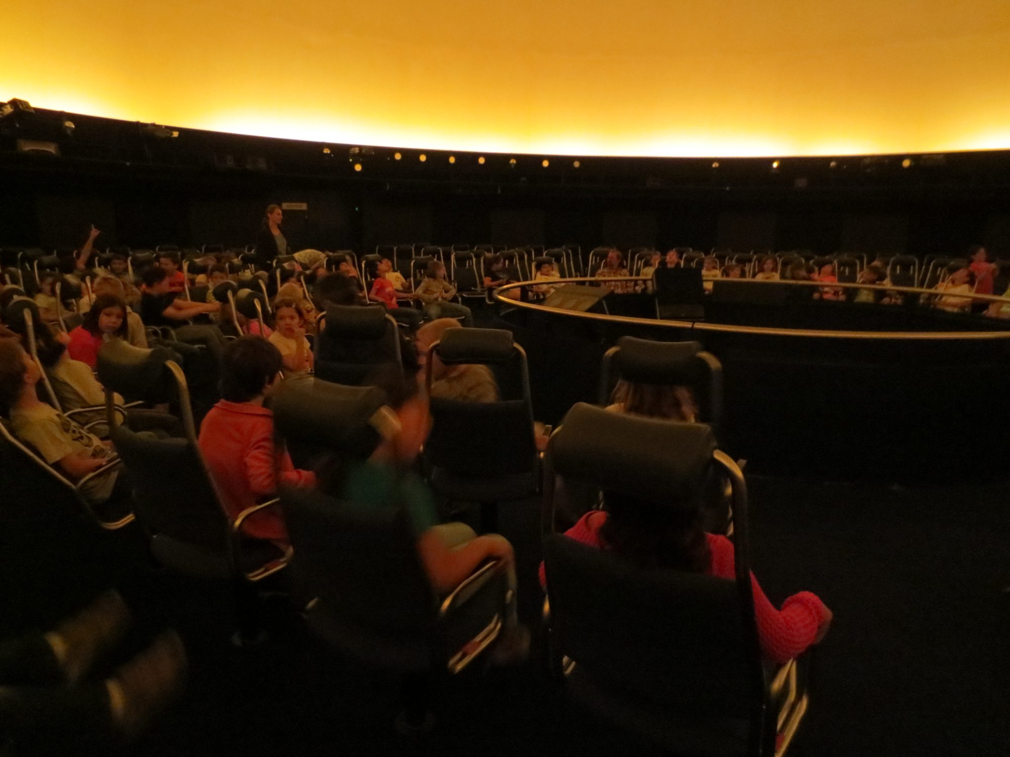 Die 2c im Planetarium